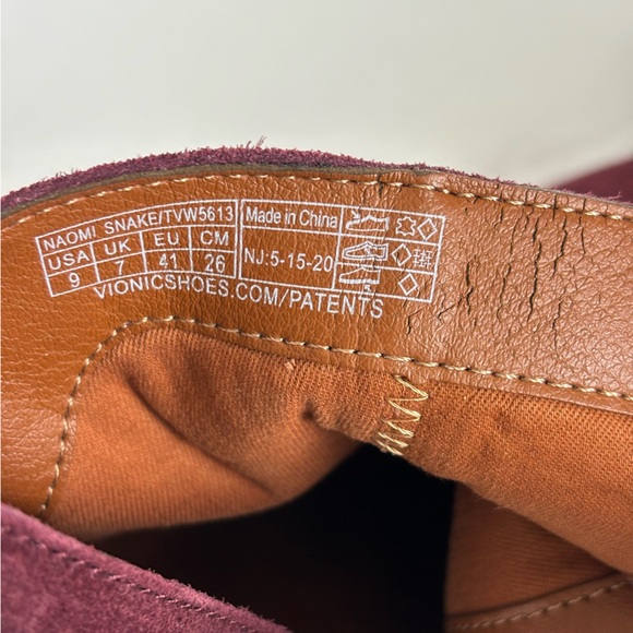 Vionic Snake Print Ankle Boots Suede Leather Block Heel Booties Wine Size 9 - Picture 11 of 13